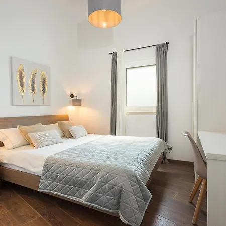 Villa Leonardo Vrznaveri